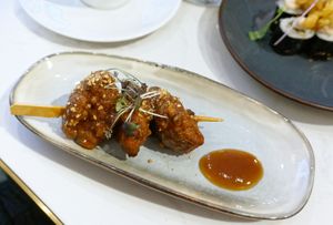 Teriyaki seitan brochette at brEAThe Restaurant | Sushi végétal à Paris in Paris