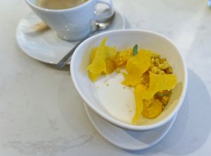 Coco/Mango/Curry dessert at brEAThe Restaurant | Sushi végétal à Paris in Paris