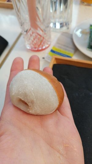 . at brEAThe Restaurant | Sushi végétal à Paris in Paris