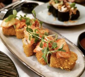 🌱  at brEAThe Restaurant | Sushi végétal à Paris in Paris