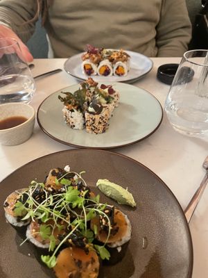   at brEAThe Restaurant | Sushi végétal à Paris in Paris
