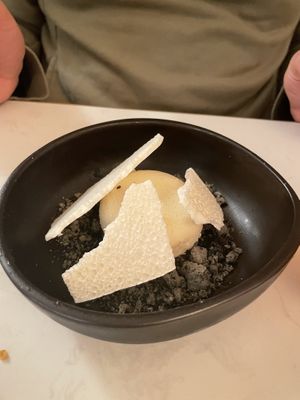   at brEAThe Restaurant | Sushi végétal à Paris in Paris