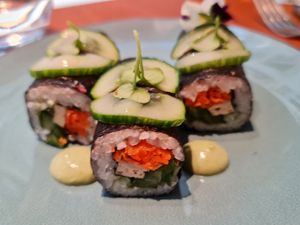 Maki at brEAThe Restaurant | Sushi végétal à Paris in Paris