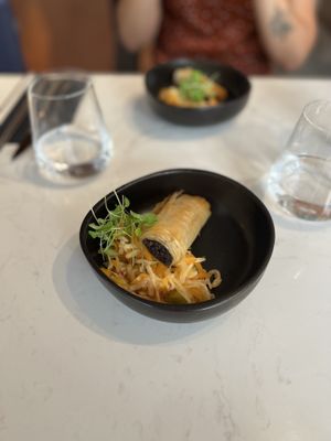 Weekly menu 20.05.2022 starter (starter, main, dessert 18.5€)   at brEAThe Restaurant | Sushi végétal à Paris in Paris