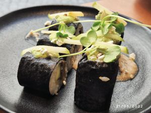 My favorite at brEAThe Restaurant | Sushi végétal à Paris in Paris