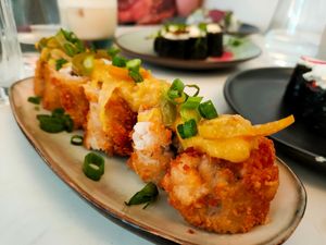  at brEAThe Restaurant | Sushi végétal à Paris in Paris