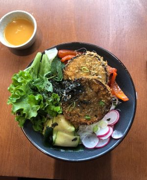 Bo bun (menu 18,5€)  at brEAThe Restaurant | Sushi végétal à Paris in Paris