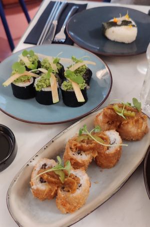Makis at brEAThe Restaurant | Sushi végétal à Paris in Paris