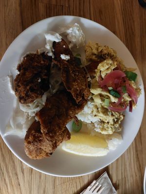  at brEAThe Restaurant | Sushi végétal à Paris in Paris