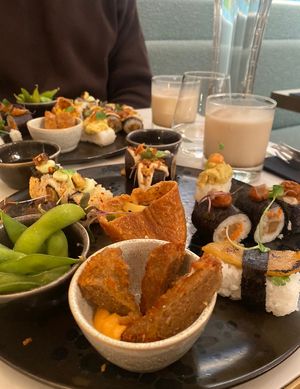   at brEAThe Restaurant | Sushi végétal à Paris in Paris