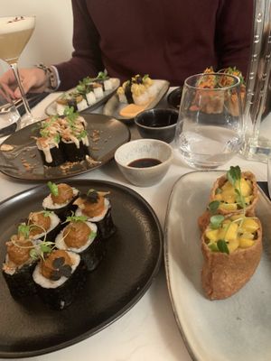   at brEAThe Restaurant | Sushi végétal à Paris in Paris