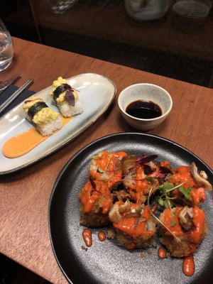 oriental crispy, sushi tamago spicy   at brEAThe Restaurant | Sushi végétal à Paris in Paris