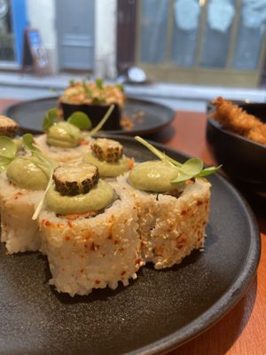 Curry thaï maki #Veganuary at brEAThe Restaurant | Sushi végétal à Paris in Paris