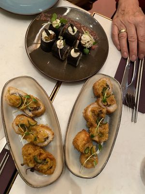 Sushis   at brEAThe Restaurant | Sushi végétal à Paris in Paris