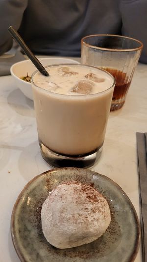 Peanut Russian, Coffee and Pecan mochi at brEAThe Restaurant | Sushi végétal à Paris in Paris