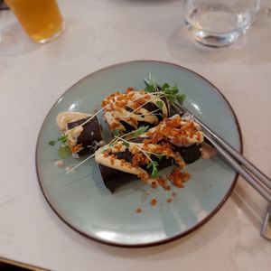  at brEAThe Restaurant | Sushi végétal à Paris in Paris