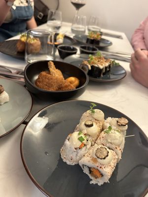  at brEAThe Restaurant | Sushi végétal à Paris in Paris