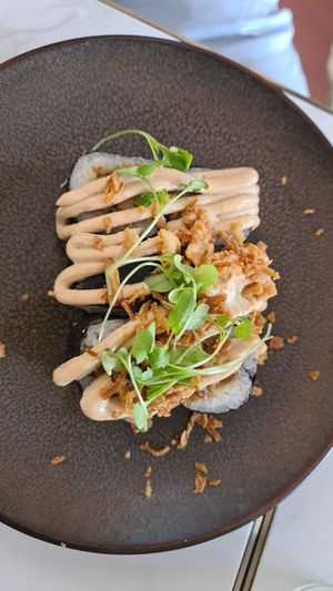  at brEAThe Restaurant | Sushi végétal à Paris in Paris