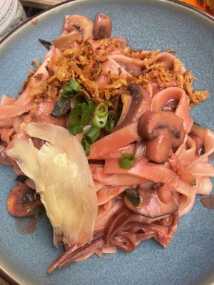 Noodles with fermented soy   at brEAThe Restaurant | Sushi végétal à Paris in Paris