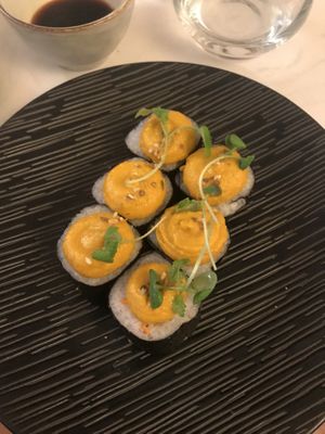Maki endive  at brEAThe Restaurant | Sushi végétal à Paris in Paris