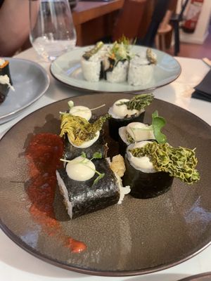   at brEAThe Restaurant | Sushi végétal à Paris in Paris