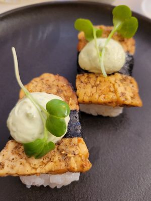Oregano Nigiri with tempeh at brEAThe Restaurant | Sushi végétal à Paris in Paris