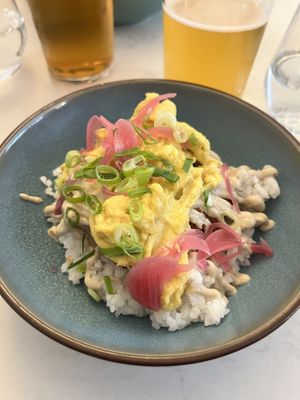   at brEAThe Restaurant | Sushi végétal à Paris in Paris