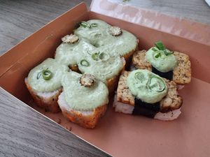  at brEAThe Restaurant | Sushi végétal à Paris in Paris