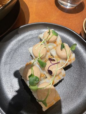   at brEAThe Restaurant | Sushi végétal à Paris in Paris