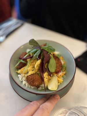 Donburi  at brEAThe Restaurant | Sushi végétal à Paris in Paris