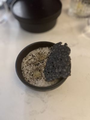 Sesame crème  at brEAThe Restaurant | Sushi végétal à Paris in Paris