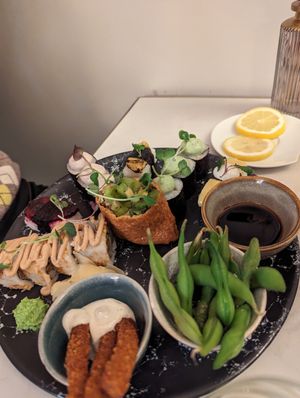  at brEAThe Restaurant | Sushi végétal à Paris in Paris