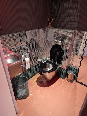  at brEAThe Restaurant | Sushi végétal à Paris in Paris