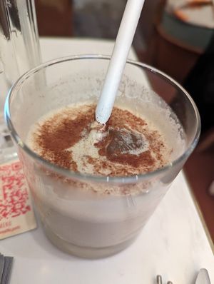  at brEAThe Restaurant | Sushi végétal à Paris in Paris