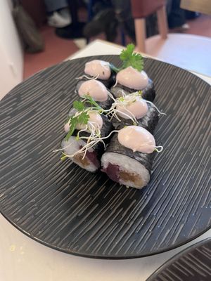   at brEAThe Restaurant | Sushi végétal à Paris in Paris