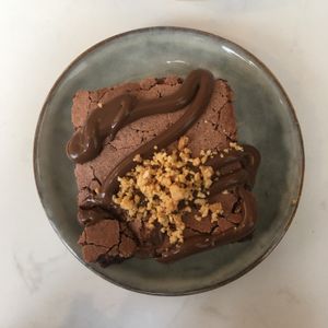 Mochi brownie 🔥  at brEAThe Restaurant | Sushi végétal à Paris in Paris