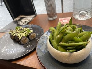   at brEAThe Restaurant | Sushi végétal à Paris in Paris