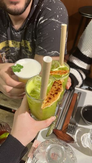   at brEAThe Restaurant | Sushi végétal à Paris in Paris