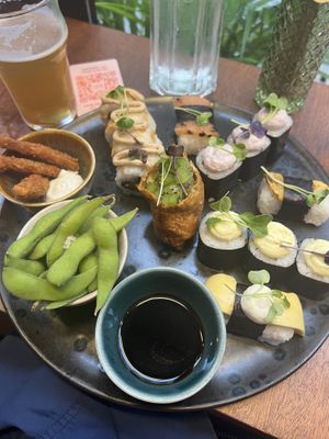   at brEAThe Restaurant | Sushi végétal à Paris in Paris