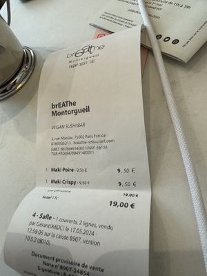   at brEAThe Restaurant | Sushi végétal à Paris in Paris