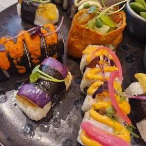  at brEAThe Restaurant | Sushi végétal à Paris in Paris