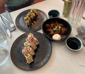   at brEAThe Restaurant | Sushi végétal à Paris in Paris