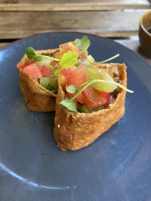 Tomato & Thai Basil Inari - 4/5  at brEAThe Restaurant | Sushi végétal à Paris in Paris