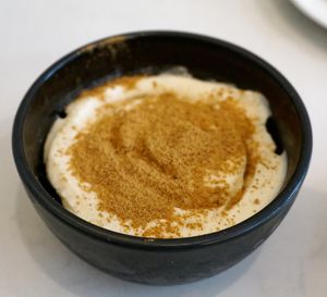 Crème café et kinako at brEAThe Restaurant | Sushi végétal à Paris in Paris