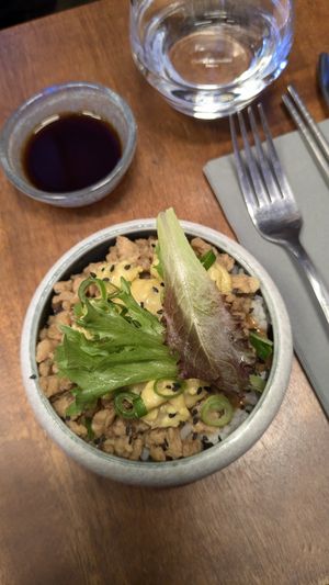  at brEAThe Restaurant | Sushi végétal à Paris in Paris