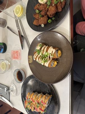 Crispy seitan (top of image), two different vegan sushis  at brEAThe Restaurant | Sushi végétal à Paris in Paris