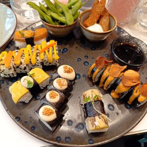  at brEAThe Restaurant | Sushi végétal à Paris in Paris