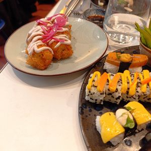  at brEAThe Restaurant | Sushi végétal à Paris in Paris