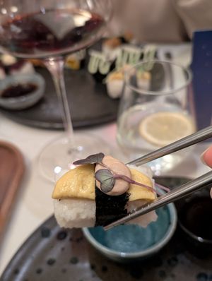  at brEAThe Restaurant | Sushi végétal à Paris in Paris