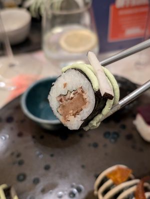  at brEAThe Restaurant | Sushi végétal à Paris in Paris